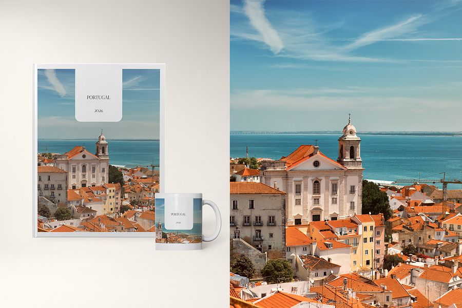 El diseño Travel Chapter aparece junto a una taza a juego de Hofmann, con diseños limpios y fotografías a página completa ideales para grandes paisajes y arquitectura impresionante.