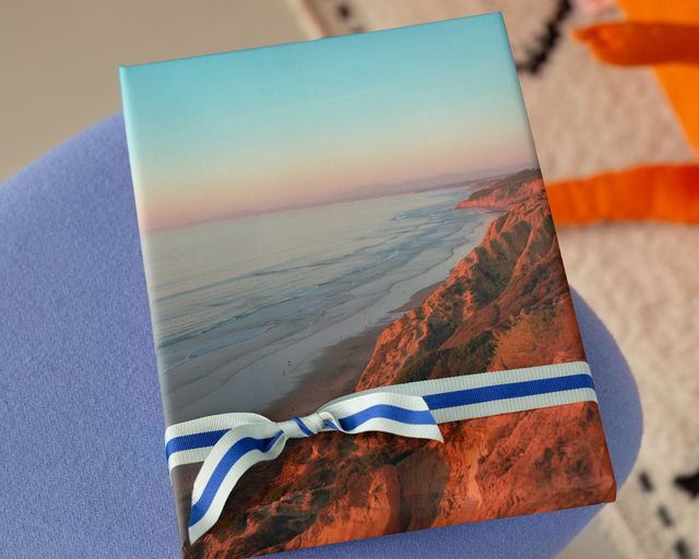 Un lienzo personalizado como regalo para una casa nueva