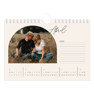 Calendario personalizado A5 — Arco de recuerdos [Abril]