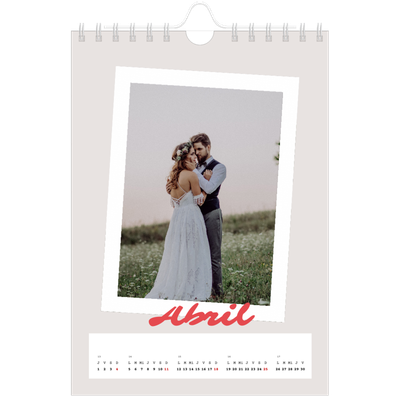Calendario personalizado A5 — Firmado en carmín [Abril]