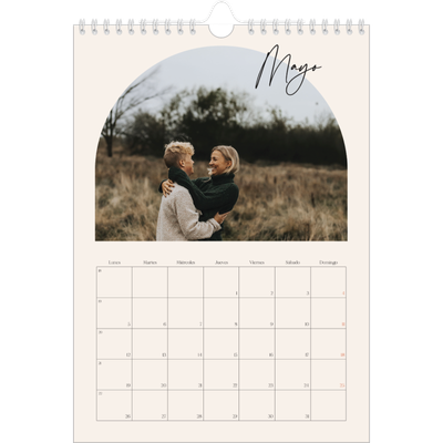Calendario personalizado A4 — Arco de recuerdos [portada]