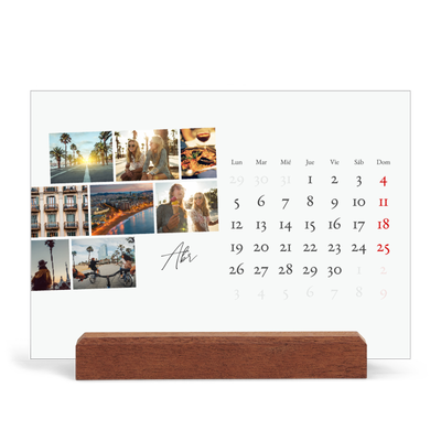 Calendario de mesa con base de madera - apaisado  — Descanso de la ciudad [Abril]
