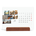 Calendario de mesa con base de madera - apaisado  — Descanso de la ciudad [Abril]