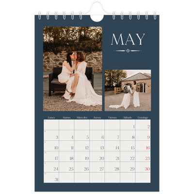 Calendario personalizado A5 — Pizarra y caligrafía [Mayo]