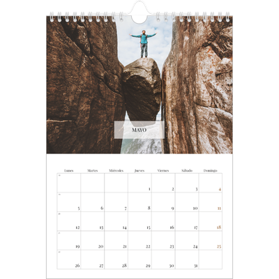Calendario personalizado A4 — Calendario clásico [portada]