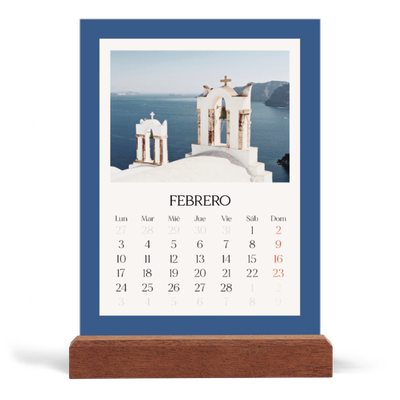 Calendario de mesa con base de madera - vertical  — Colores clásicos [Febrero]