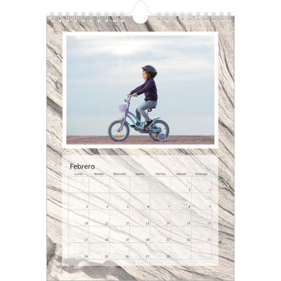 Calendario personalizado A4 — Corteza de árbol [Febrero]