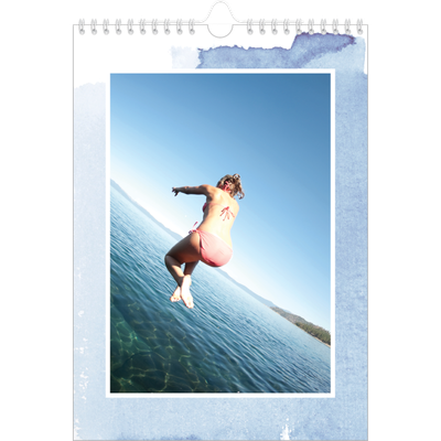 Calendario personalizado A4 — Fondos de acuarela [portada]