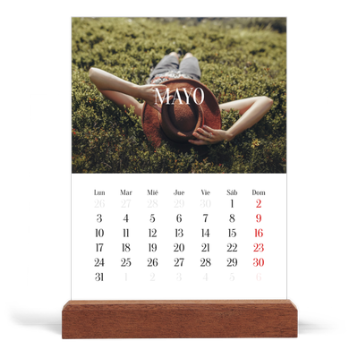 Calendario de mesa con base de madera - vertical  — Escapada infinita [portada]
