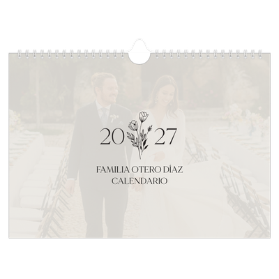 Calendario A4 horizontal — Iniciales en flor [portada]