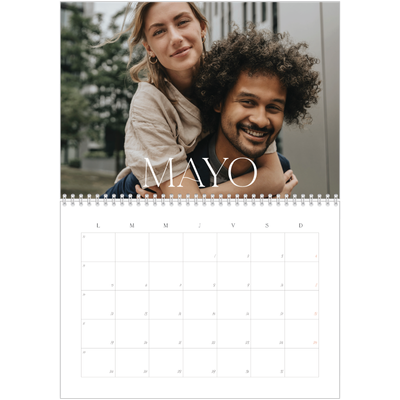 Calendario personalizado doble A4 — Más grandioso que la vida [portada]