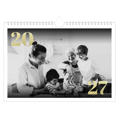 Calendario A4 horizontal — Números grandes de purpurina [portada]