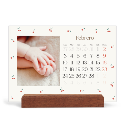Calendario de mesa con base de madera - apaisado  — Pequeñas cerezas [Febrero]