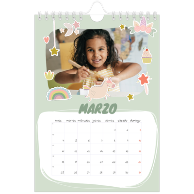 Calendario personalizado A5 — Unicornio arcoíris [Marzo]