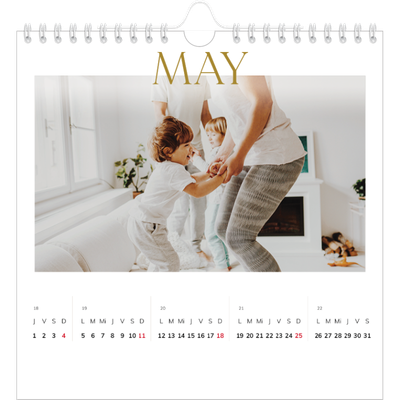 Calendarios Cuadrados — Texto dorado grande [portada]