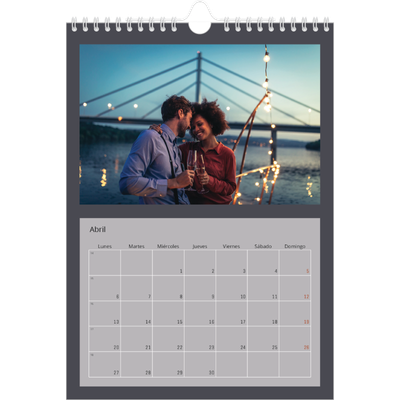 Calendario personalizado A4 — Colorea mi mundo [Abril]