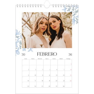Calendario personalizado A4 — Romance en blanco y azul [Febrero]