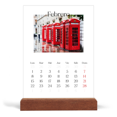 Calendario de mesa con base de madera - vertical  — Mi diario de viaje [Febrero]