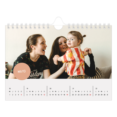 Calendario personalizado A5 — Pegatina de foto [portada]