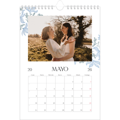 Calendario personalizado A4 — Romance en blanco y azul [portada]