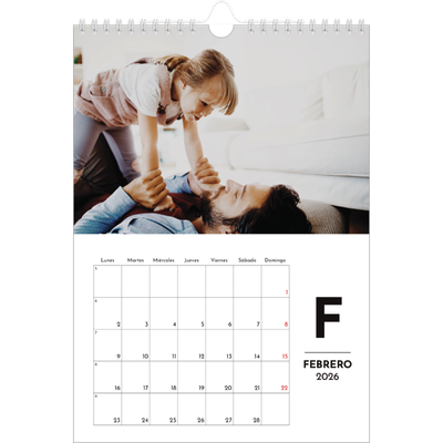 Calendario personalizado A4 — Letra destacada [Febrero]
