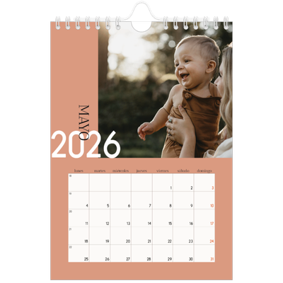 Calendario personalizado A5 — Texto superpuesto [portada]