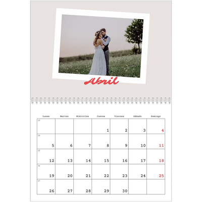Calendario personalizado doble A4 — Firmado en carmín [Abril]