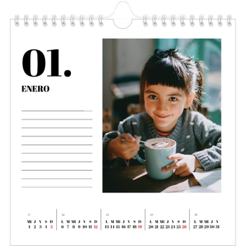 Calendario personalizado cuadrado — Serif y momentos