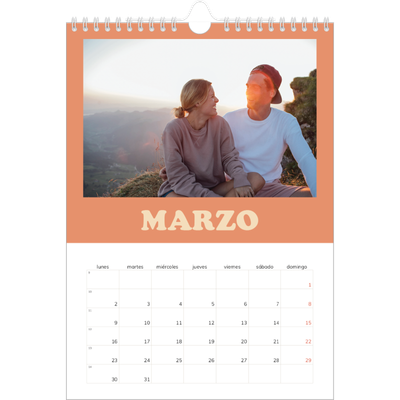 Calendario personalizado A4 — Marcos retro [Marzo]