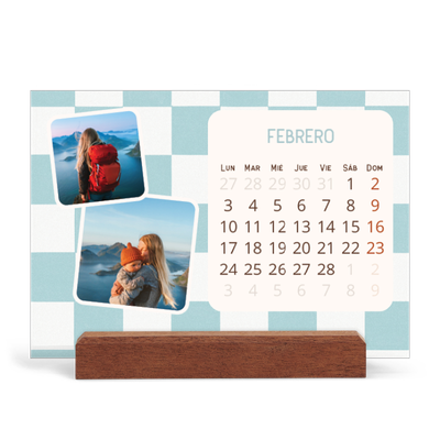 Calendario de mesa con base de madera - apaisado  — Patrones retro [Febrero]