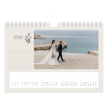 Calendario personalizado A5 horizontal — Iniciales en flor