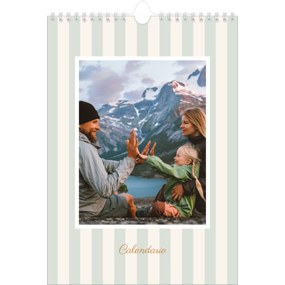 Calendario personalizado A4 — Letras y rayas [portada]