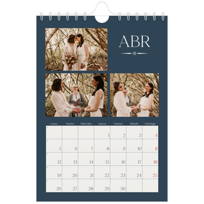Calendario personalizado A5 — Pizarra y caligrafía [Abril]
