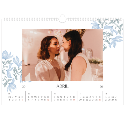 Calendario A3 horizontal — Romance en blanco y azul [Abril]