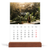 Calendario de mesa con base de madera - vertical  — Escapada infinita [Marzo]