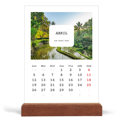 Calendario de mesa con base de madera - vertical  — La historia completa [Abril]