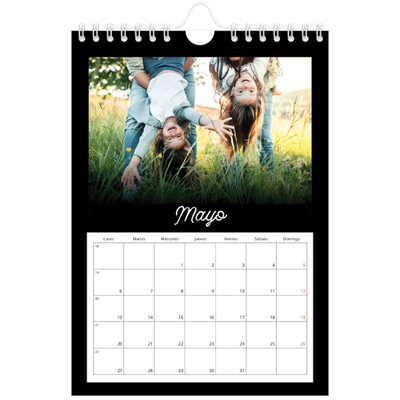 Calendario personalizado A5 — Negro minimalista [portada]