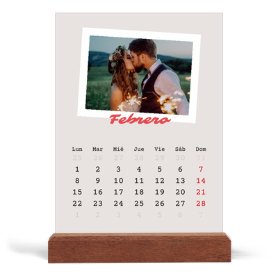 Calendario de mesa con base de madera - vertical  — Firmado en carmín [Febrero]