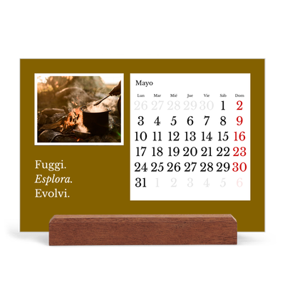 Calendario de mesa con base de madera - apaisado  — Tierra editorial [portada]