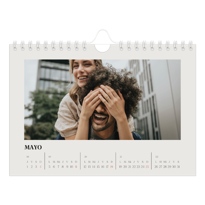 Calendario personalizado A5 — Marfil simple [portada]