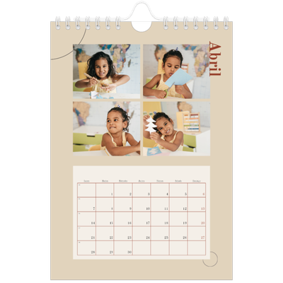 Calendario personalizado A5 — Texto asimétrico [Abril]
