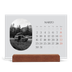 Calendario de mesa con base de madera - apaisado  — Ruta de aventuras [Marzo]