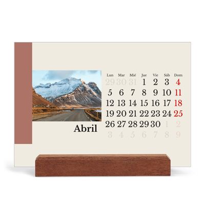 Calendario de mesa con base de madera - apaisado  — Lugares del mundo [Abril]