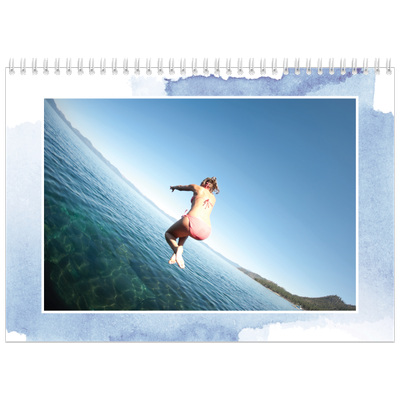 Calendario personalizado doble A4 — Fondos de acuarela [portada]
