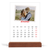 Calendario de mesa con base de madera - vertical  — Firmado en carmín [Enero]
