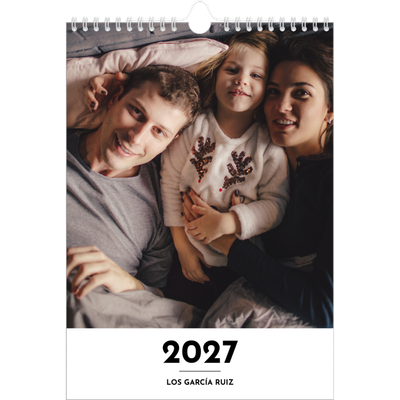Calendario personalizado A4 — Letra destacada [portada]