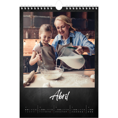 Calendario personalizado A4 — Estilo de pizarra [Abril]