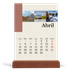 Calendario de mesa con base de madera - vertical  — Lugares del mundo [Abril]
