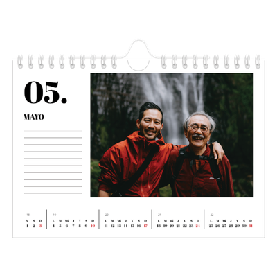 Calendario personalizado A5 — Serif y momentos [portada]