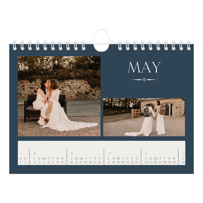 Calendario personalizado A5 — Pizarra y caligrafía [Mayo]